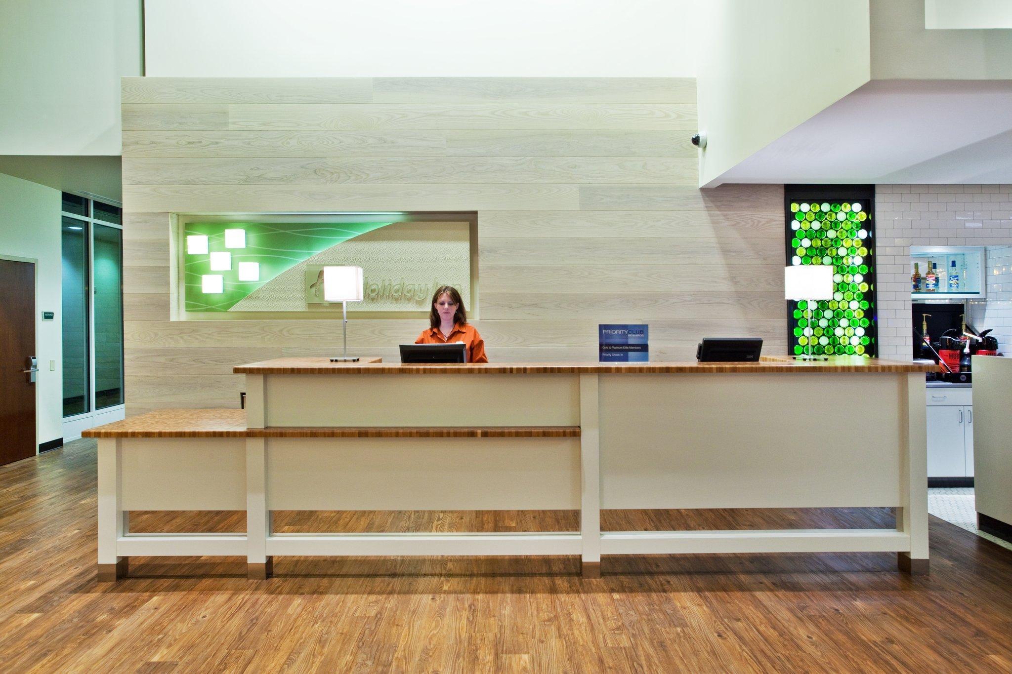 Holiday Inn Atlanta-Gas South Arena Area By Ihg Duluth Buitenkant foto